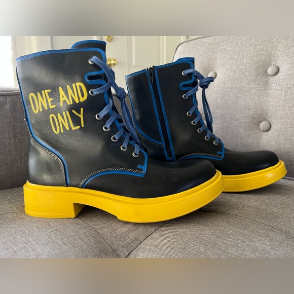 Giortti Shoes - GIROTTI THE ONE AND ONLY COMBAT BOOTS🌹